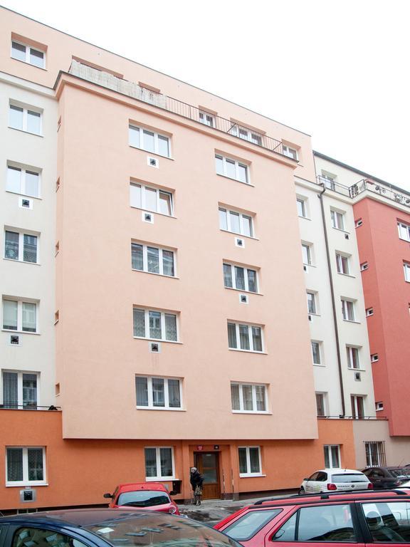 Apartment Zizkov Prague Phòng bức ảnh